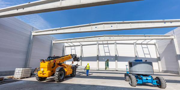 Pintar Fachadas de Naves Industriales, Fábricas y Almacenes en Parla · Pintar Construcción de Obra Nueva